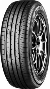 Yokohama BluEarth-XT AE61 235/50R20 100V Run Flat